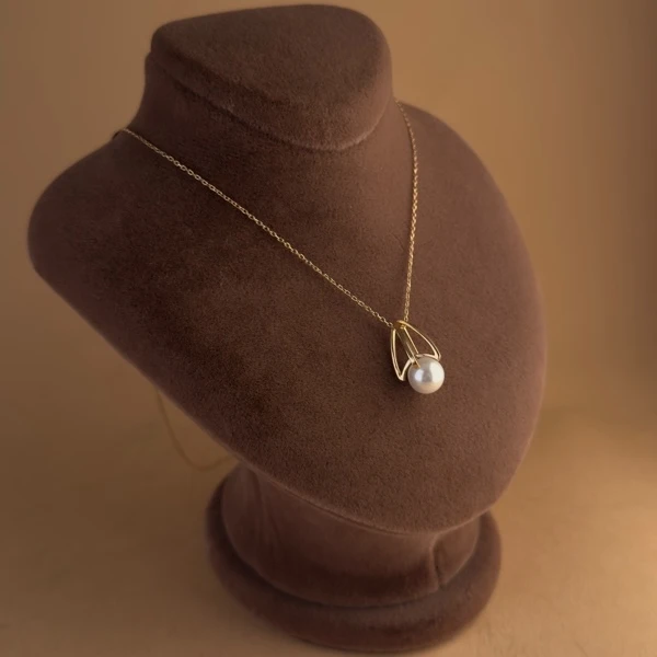 گردنبند طلا مروارید مینیمال